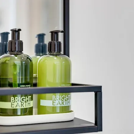 Number One At Empire 39 - Central Location Appartement Scarborough